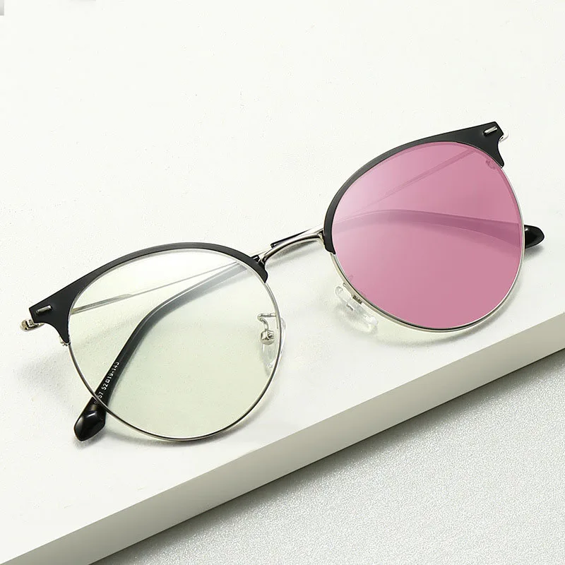 

New product 2021 fashion retro round metal frame blue light blocking glasses discoloration glasses photochromic sunglasses