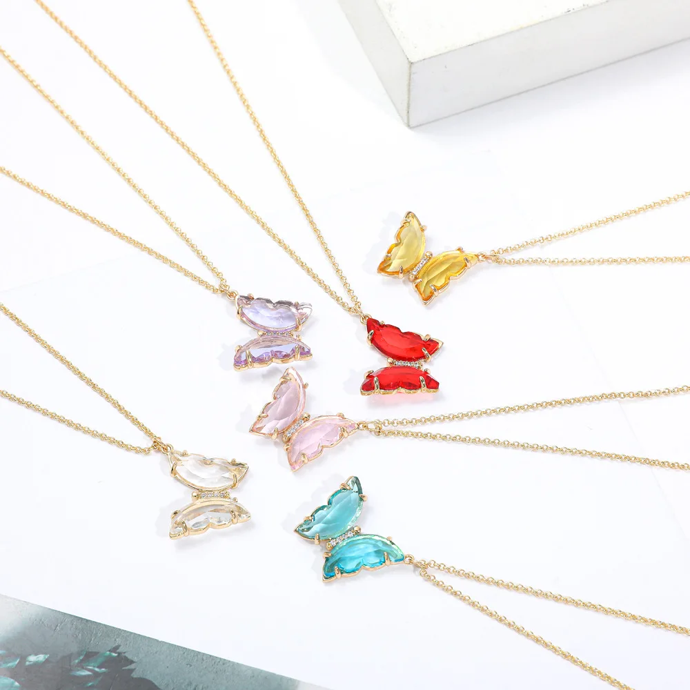 

Novelty Cute Colorful Crystal Butterfly Pendant Jewelry Fashion Resin Acrylic Necklace And Earring Set Street Style For Women, As shown