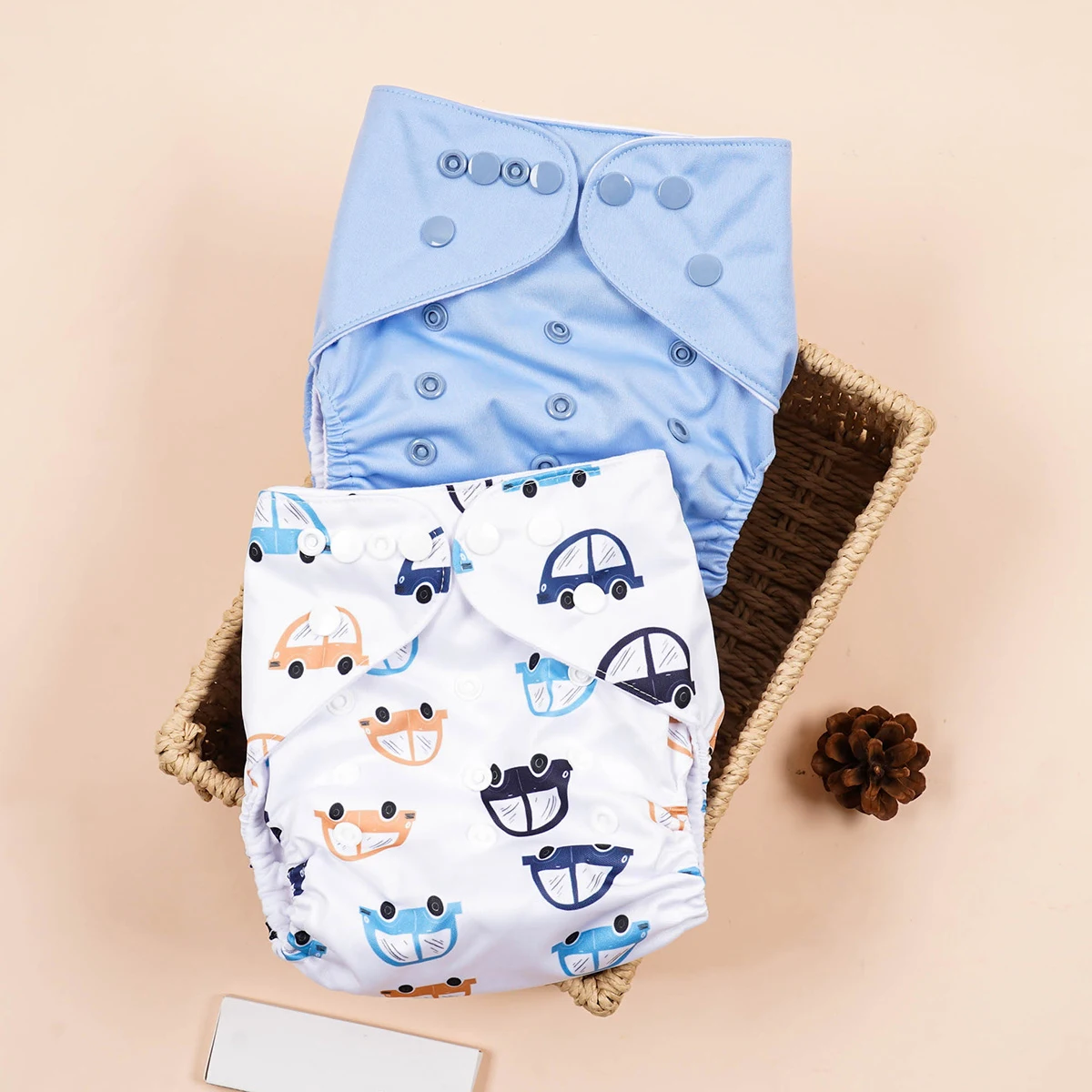 

Happyflute factory Washable Double Gusset Cloth Diapers Breathable Soft with Adjustable Size Printed Babies Cloth Diaper