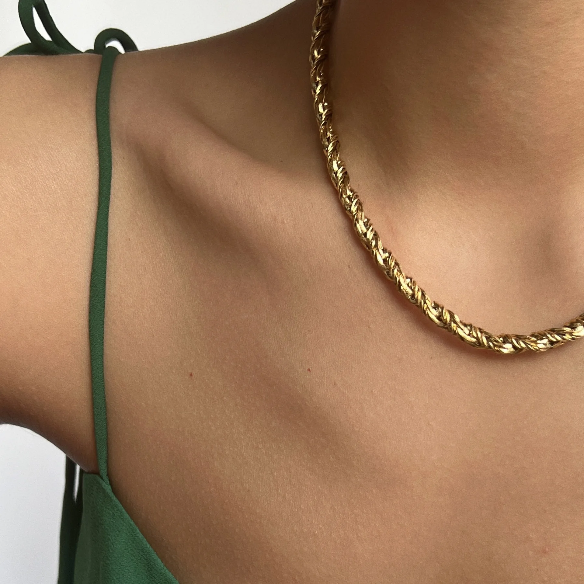 

Hip Hop Vintage Stainless Steel Non Tarnish Necklace 18K Gold Plated Waterproof Thick Twisted Rope Chain Choker Necklaces YF4069