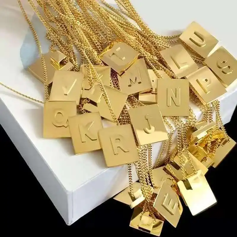 

Letter necklacelisaSame style26Women's square plate square necklace with English letters18kGold necklace pendant clavicle chain