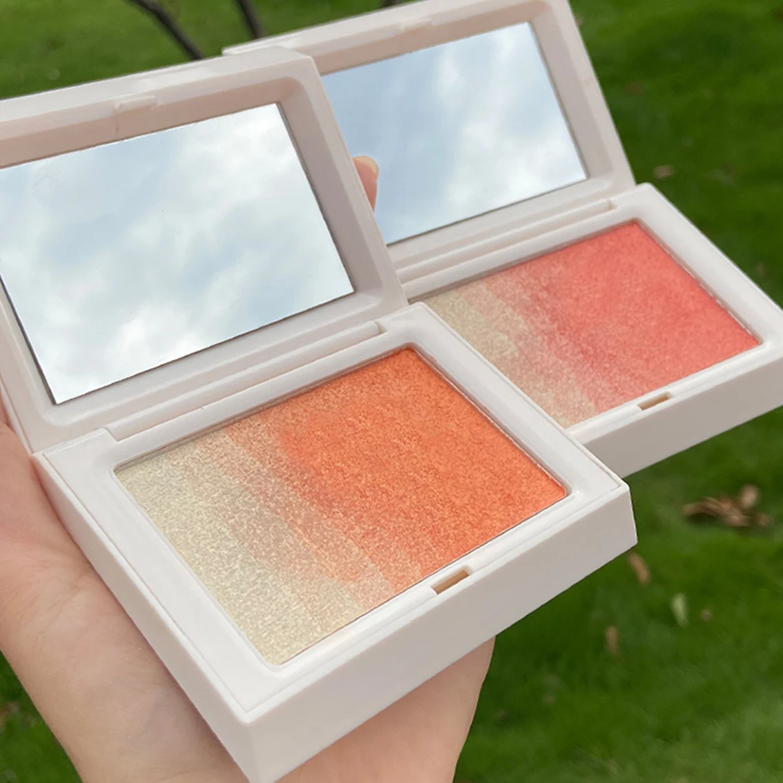 

Best Selling Face makeup blusher and highlighter 2 in 1 white cardboard blush palette