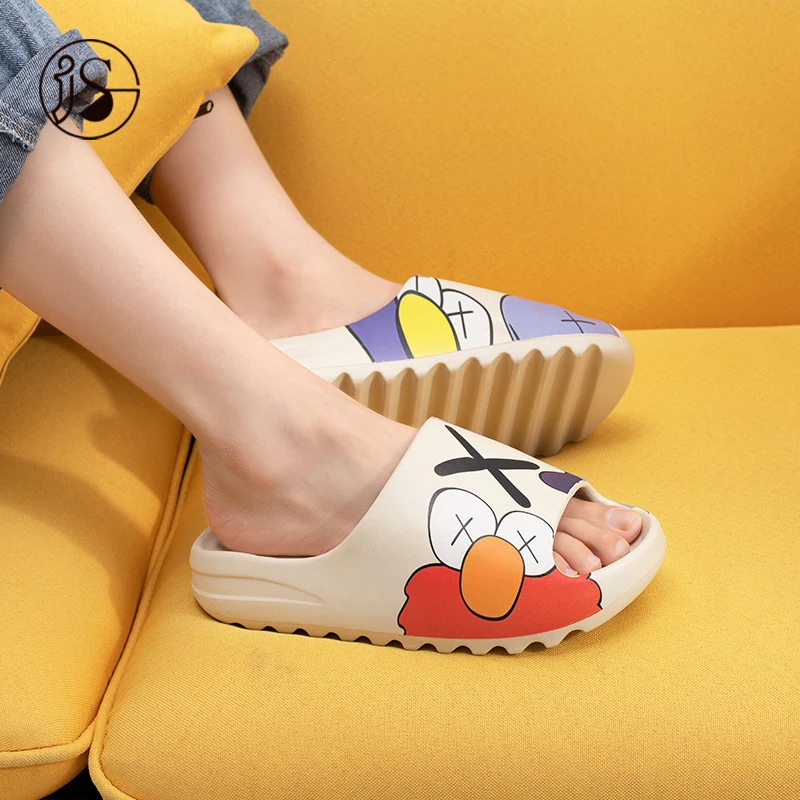 

2020 New style graffiti design fashion slippers womens slippers, Picture