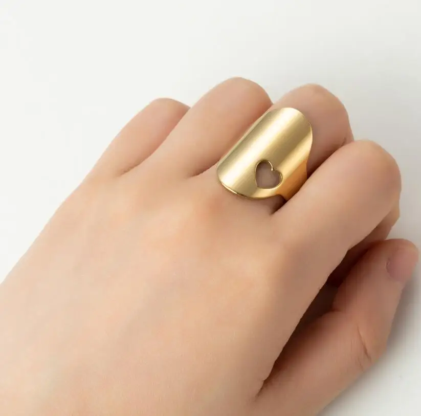 

INS Popular Style Adjustable Silver Plated Hollow Heart Stainless Steel Rings For Girls