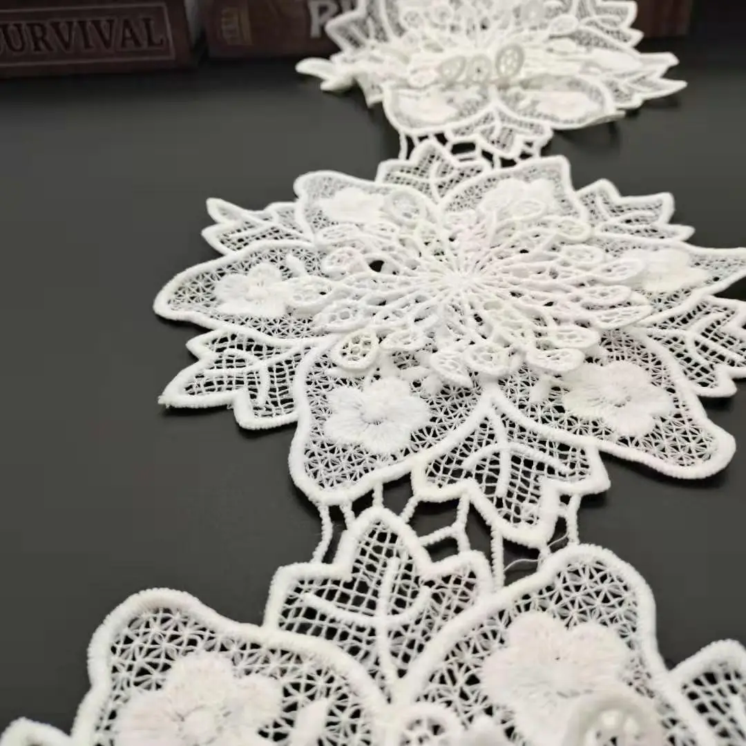 

High Quality China Water Soluble Spadrilles Tape Blumarine Lace Fabric