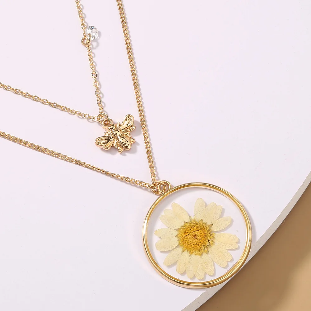 

High quality new fashion vintage gold color elegant multi layer necklace jewelry with bee daisy dried flower pendant, As pictures