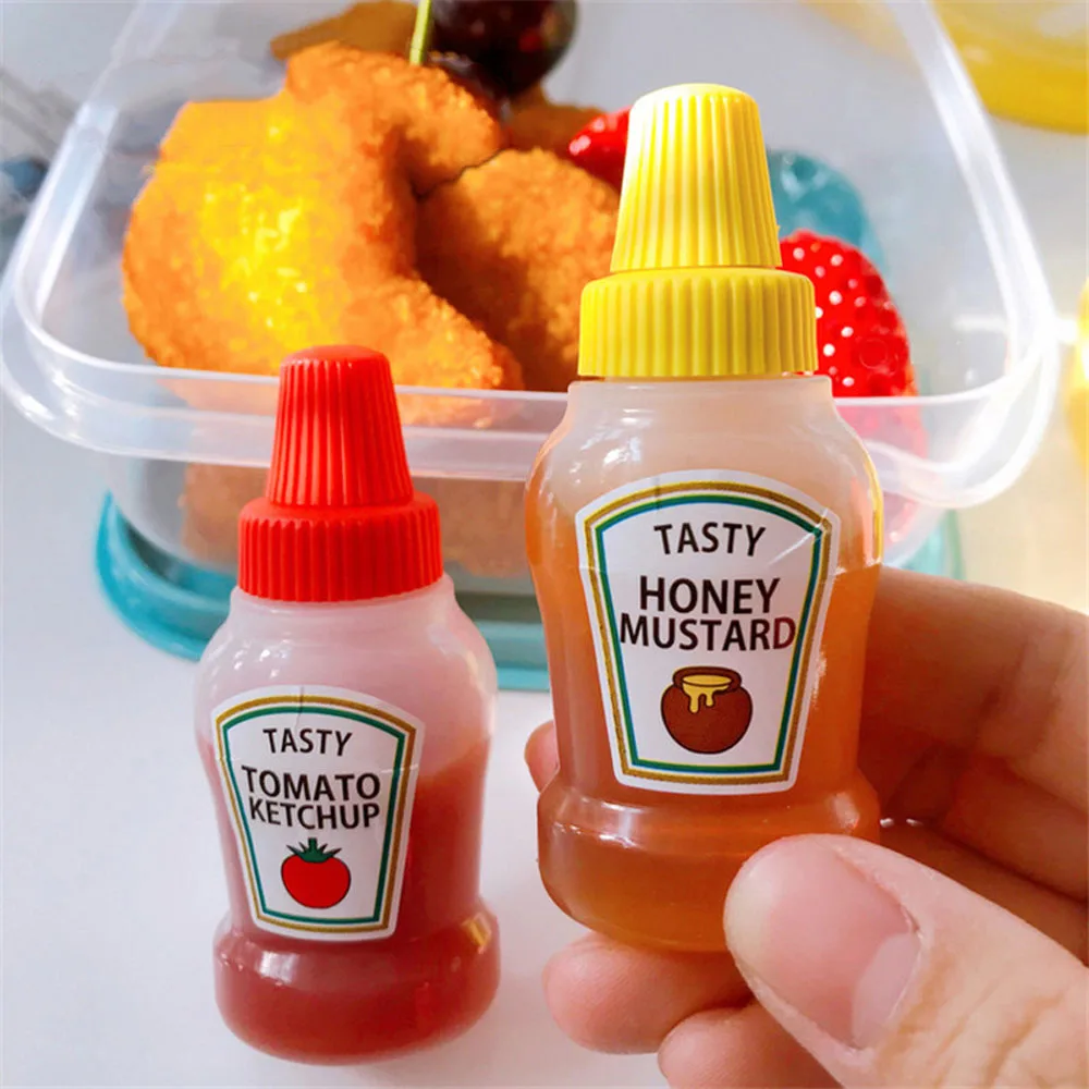 

2pcs/set 25ML Mini Tomato Ketchup Bottle Portable Small Sauce Container Salad Container for Lunch Box