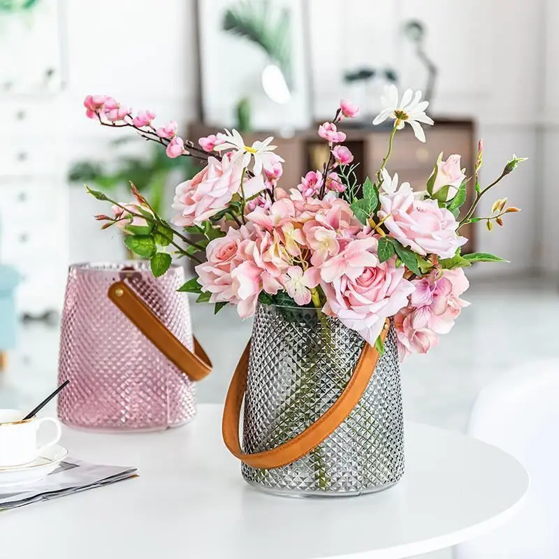 

Nordic simple metal hand-held vertical grain glass vase flower arrangement decorative texture home table decoration vase, Grey/pink