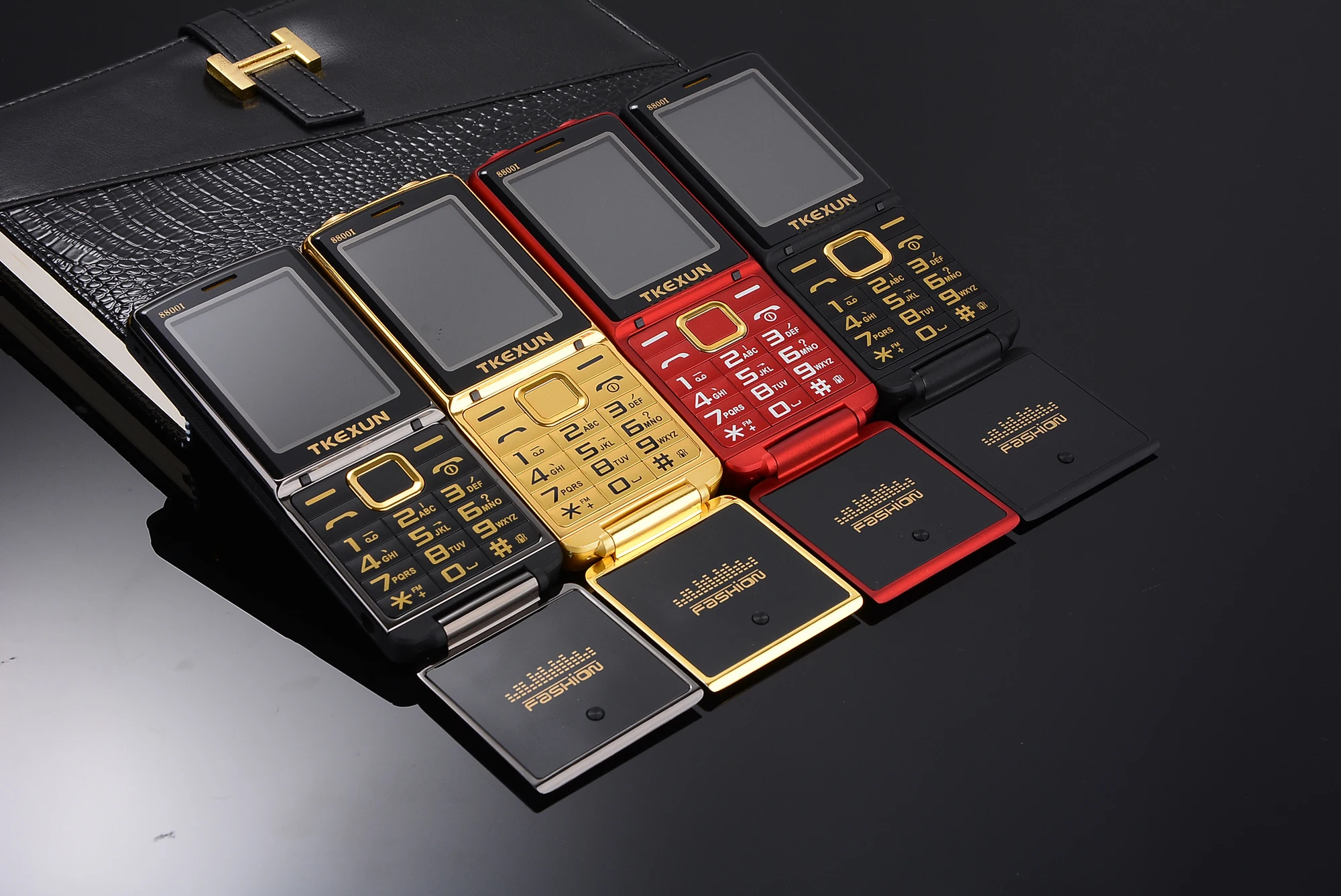 Factory Direct Selling 8800i Flip Mobile Phone 2.4 Inch Dual Sim Card