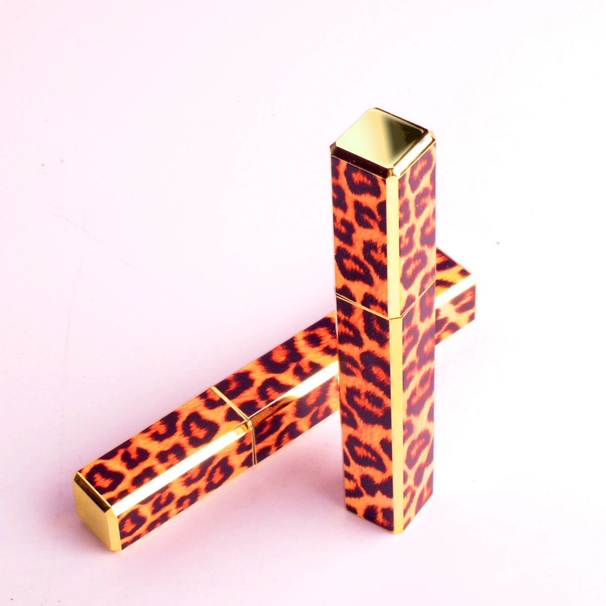 

50Moq Wholesale Leopard Tube Makeup Cruetly Vegan Mini Packaging Bulk Mascara Organic