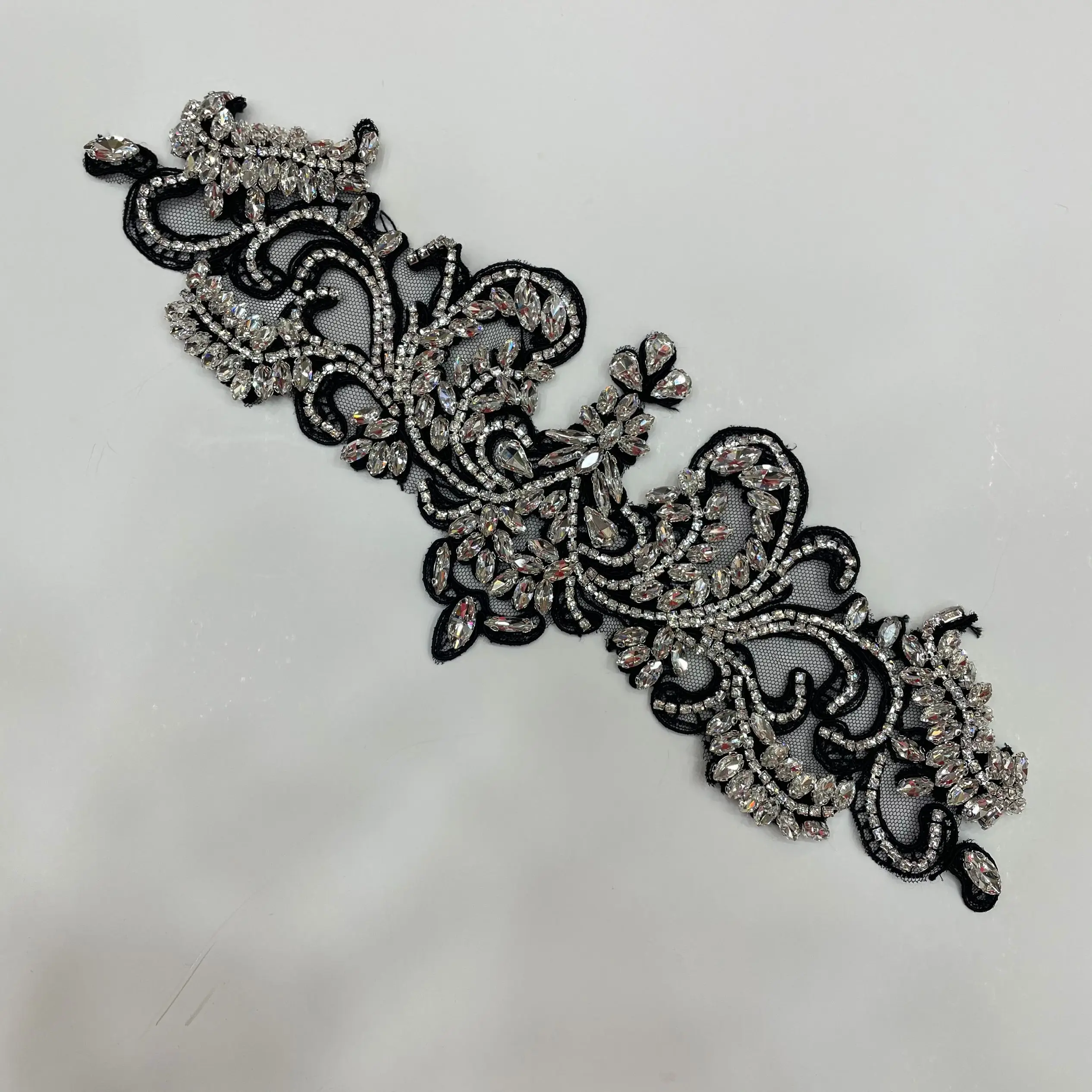 

Wholesale good quality crystal applique rhinestone handmade for bridal