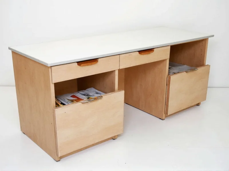 Modular craft studio furniture with movable storage units