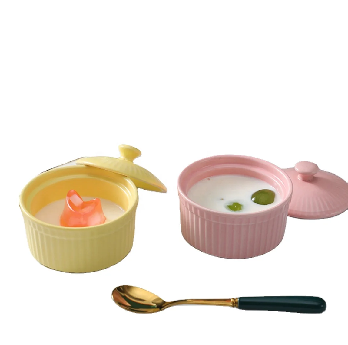 

Hot sale colorful mini ceramic casserole with lid, Yellow/green/blue/white/pink