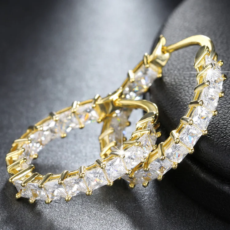 

RINNTIN OE144 Wholesale Brass Huggie Earrings Jewelry Shiny Cubic Zirconia Rhodium & 14K Gold Hoop Earrings for Women
