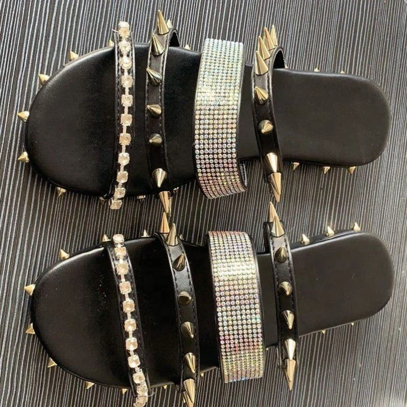 

Summer New Style Flat Women's Slide Sandal Large Size Fashion Rivet Rhinestone Slippers For Ladies