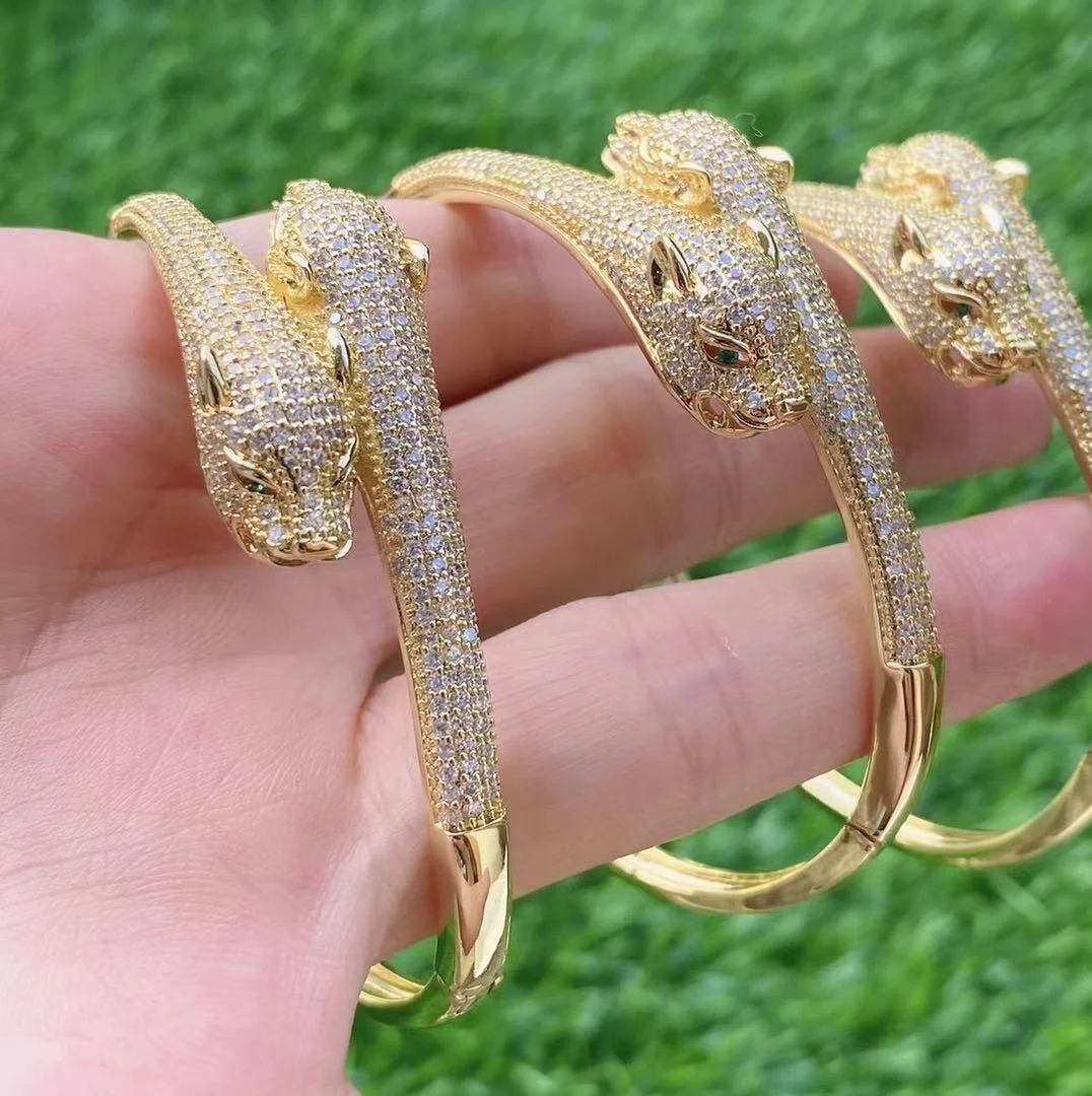 

Handmade Pave 400pcs Simulated AAAAA cz Leopard head Bangle Party Engagement bangles Bracelets for women men wedding accessaries