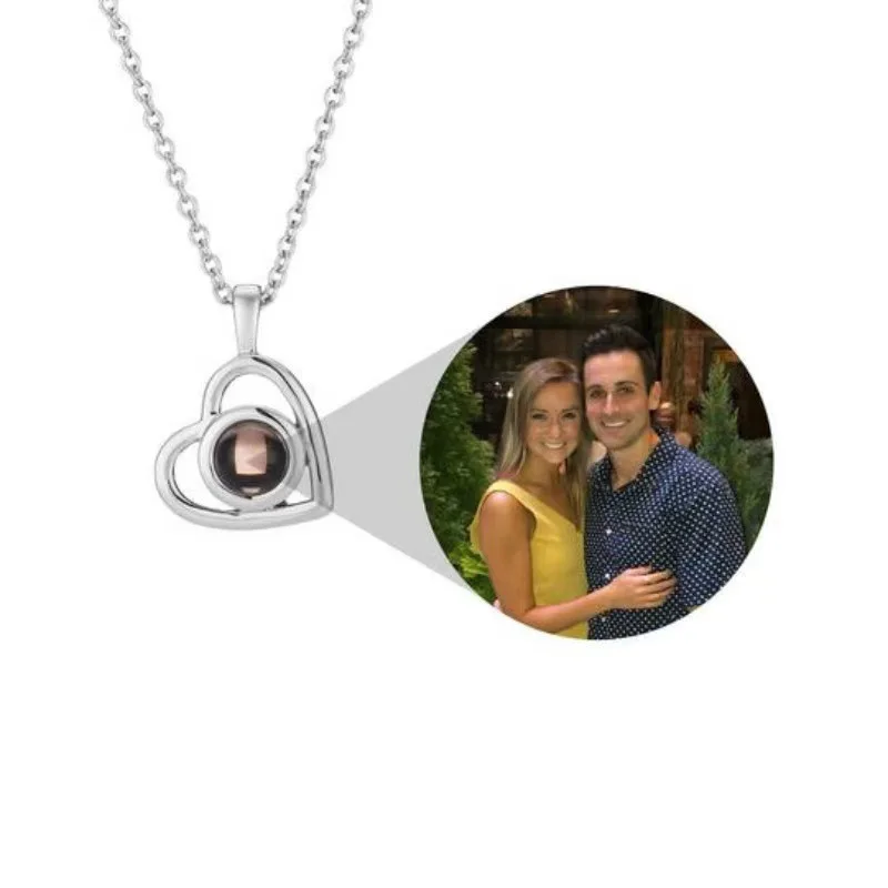Qinuo OEM Valentine Days Gifts  Women Jewelry Pendant Necklace  Custom Photo Projection Necklace Necklace With Photo Projection