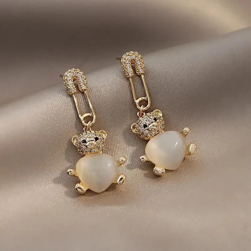

fashion trendy crystal teddy bear earrings