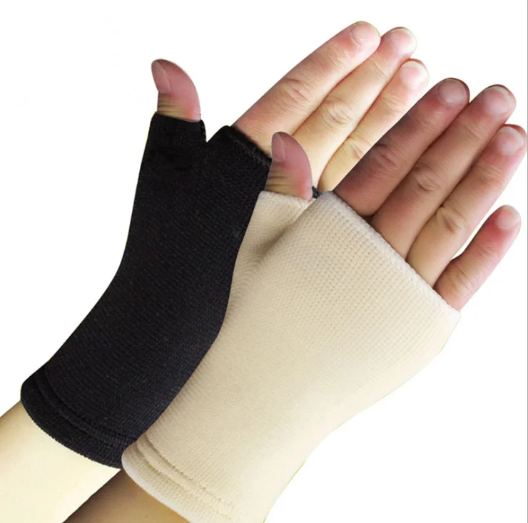 

Adjustable Wrist Support Wrist Compression Sleeve for Men and Women, White/black