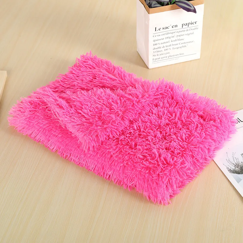 

Good Reputation Blanket For Pet Dogs & Cats  Rose Red Color