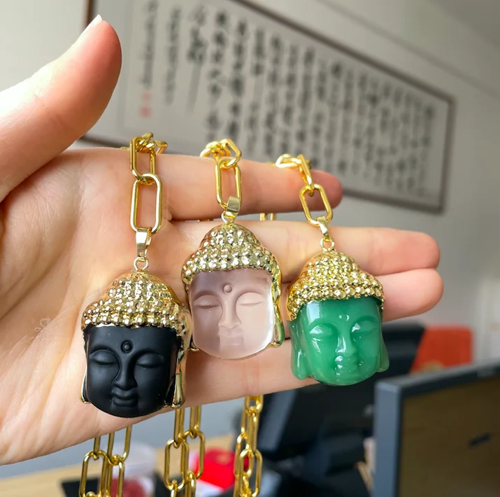 

Hot Large Buddha Head Pendant Gold And Silver Plated Jade Laughing Buddha Necklace Pendant Jewelry Wholesale