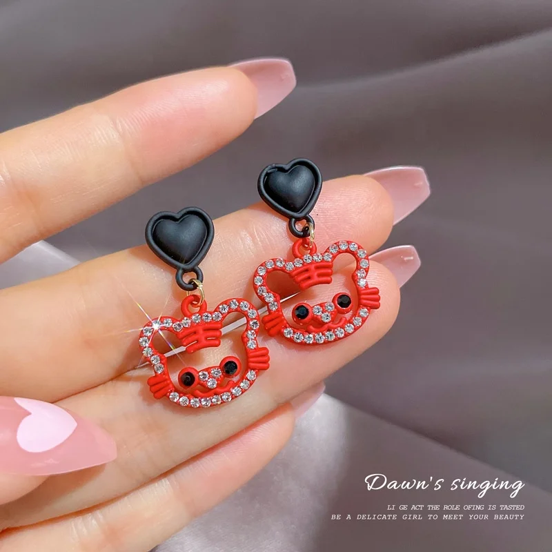 

2022 Tiger Years Jewelry Red Earring For Women Pearl Auspicious Safe Tiger New Year Earring, Redld