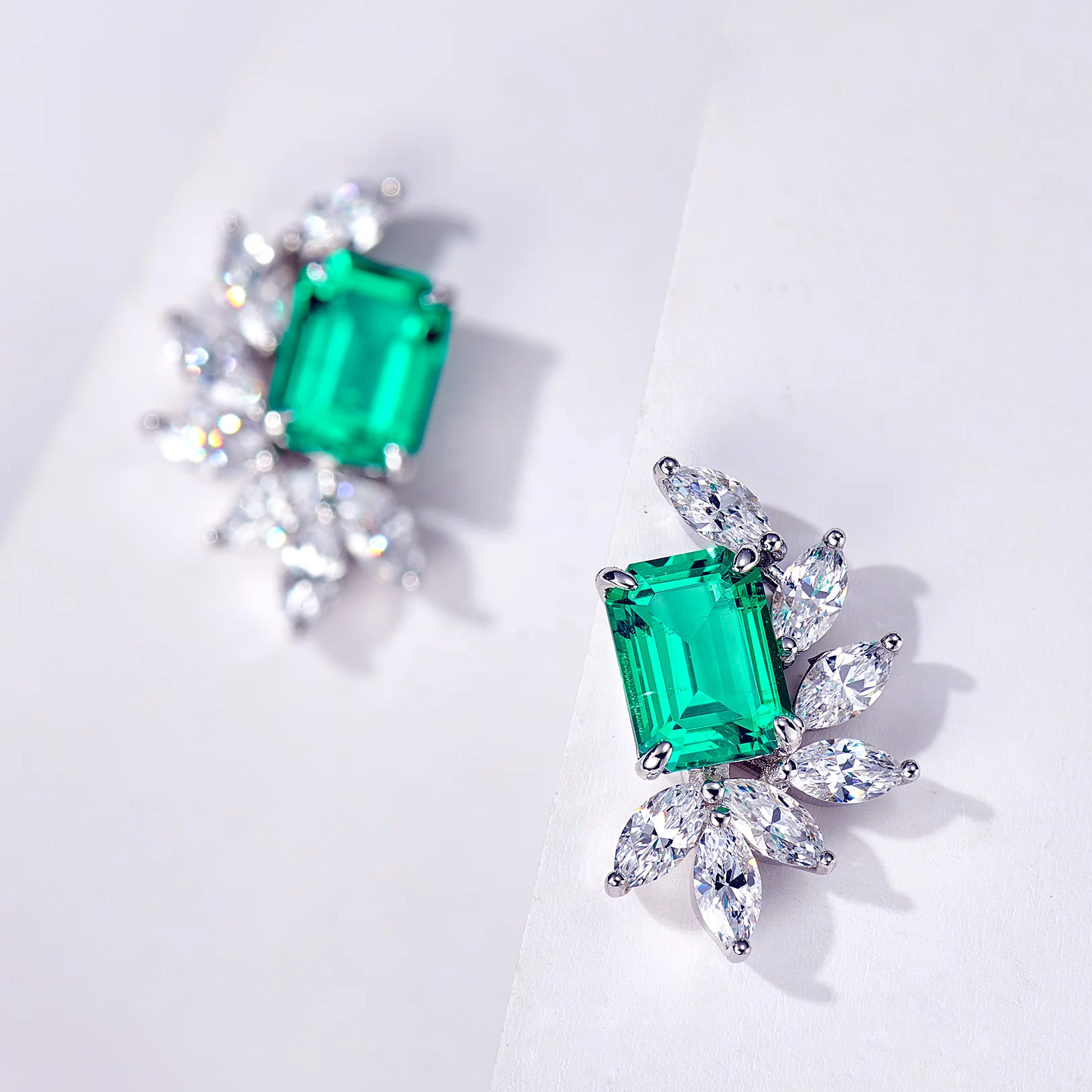 

Gold plated emerald cut High-end earrings