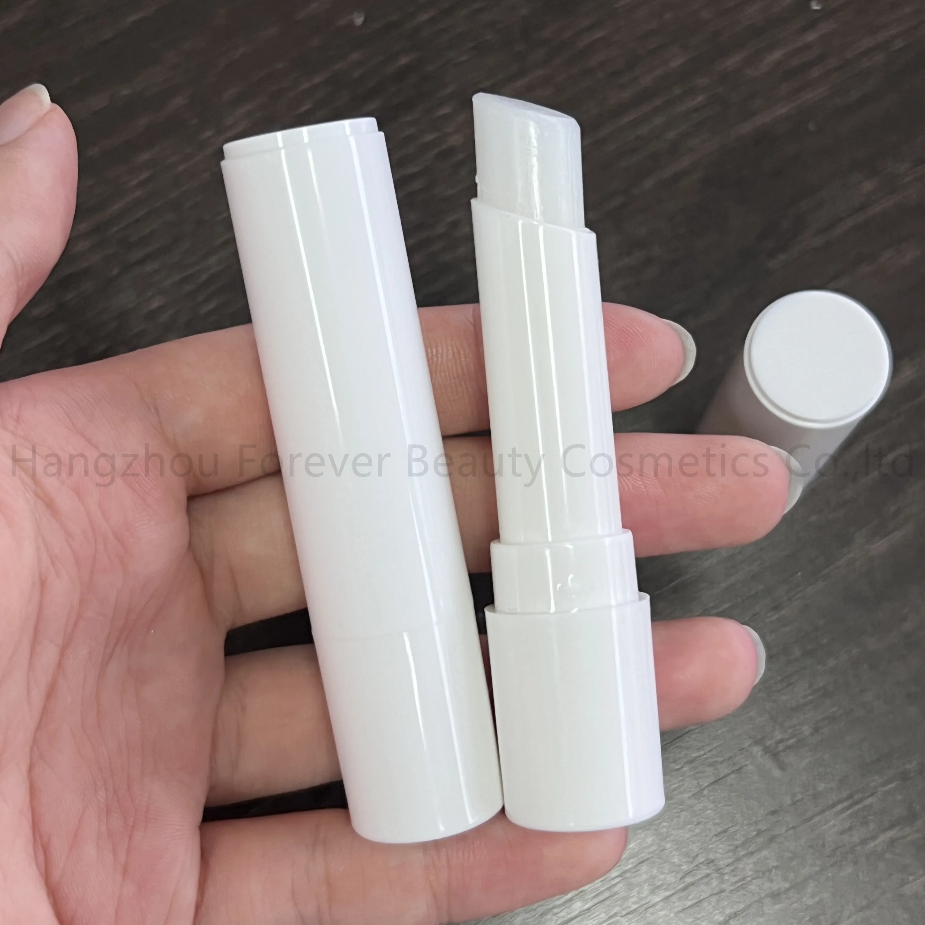 

Custom Hyaluronic acid Lip Booster Vegan White SPF30 Lip Plumper Balm Container Private Label