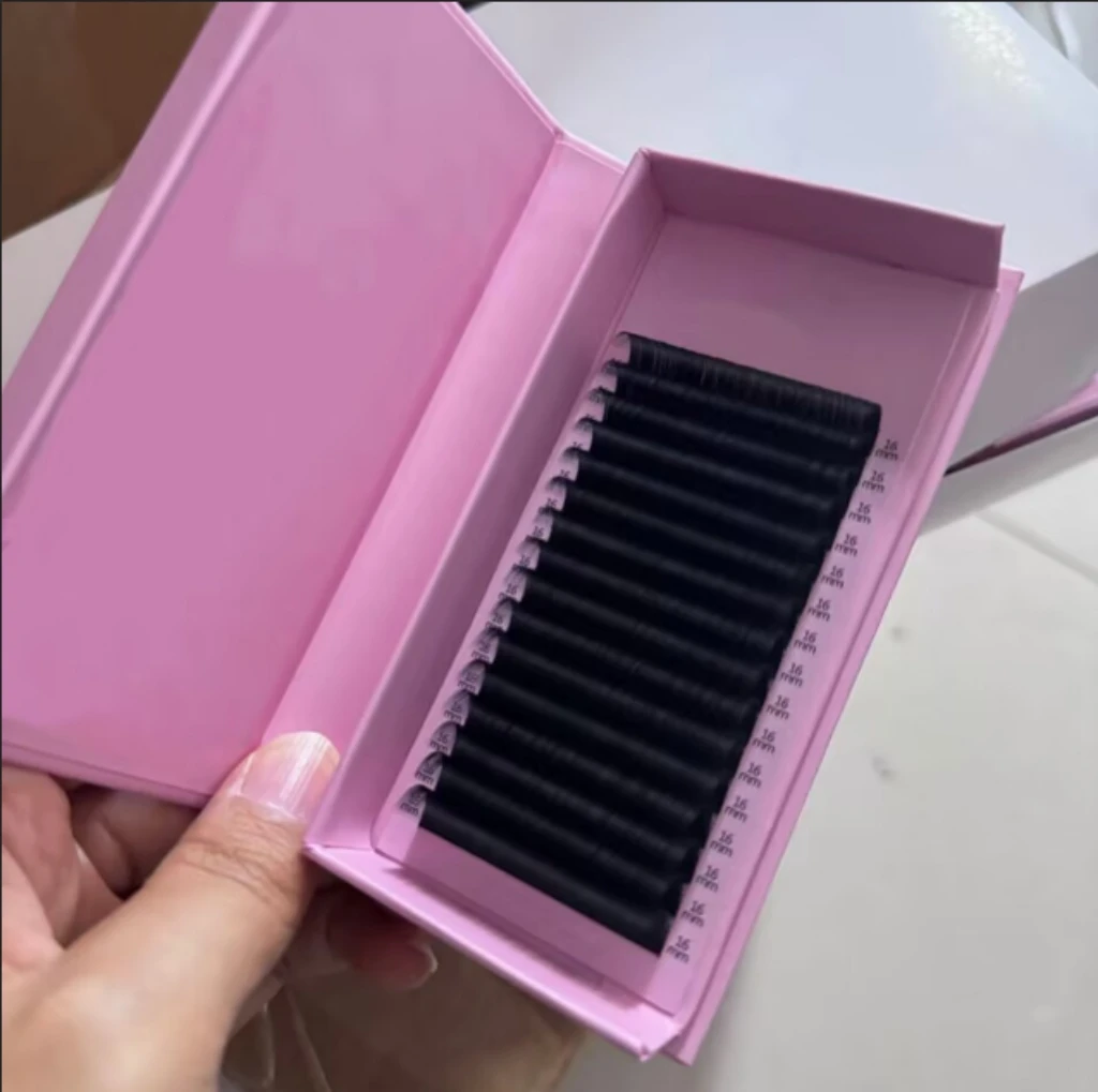 Wholesale Korean Pbt Matte Dark Black Volume Lash Supplies Custom Private Black Individual Fluffy Cashmere Lash Extensions Trays