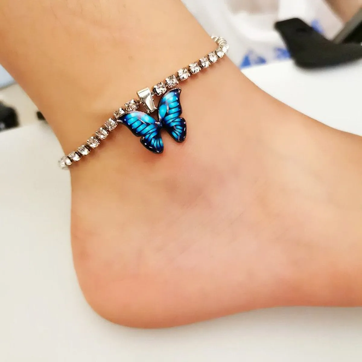 

Cross border Rhinestone Butterfly Pendant Creative anklet Women's Popular Shiny New Diamond Inlaid anklet