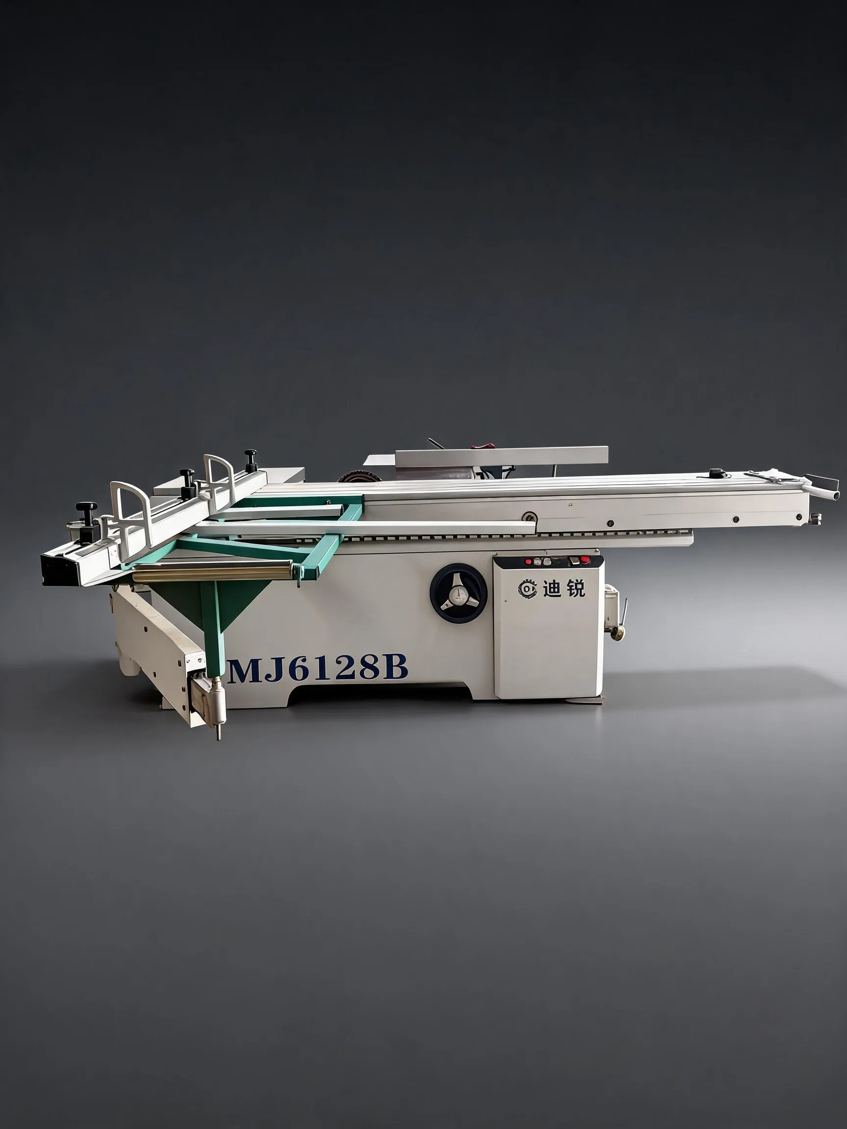 Precision Sliding Table Saw