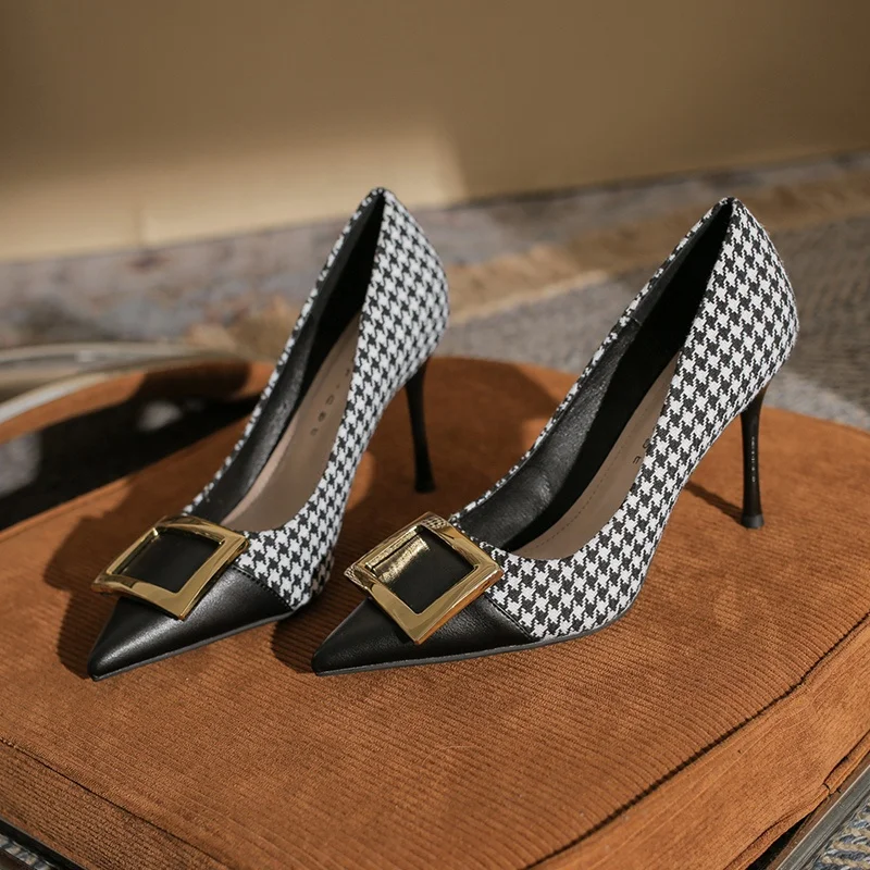 

New design pointed toe ladies heel shoes fashion stitching PU buckle stiletto shoes womens pumps, Black white