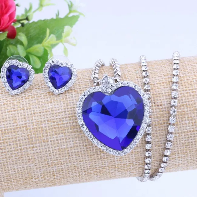 

2021 Amazon Hot Sale The Heart of the Ocean Necklace sets Blue Crystal Titanic Necklace Bridal Jewelry Set for Women, Avaliable