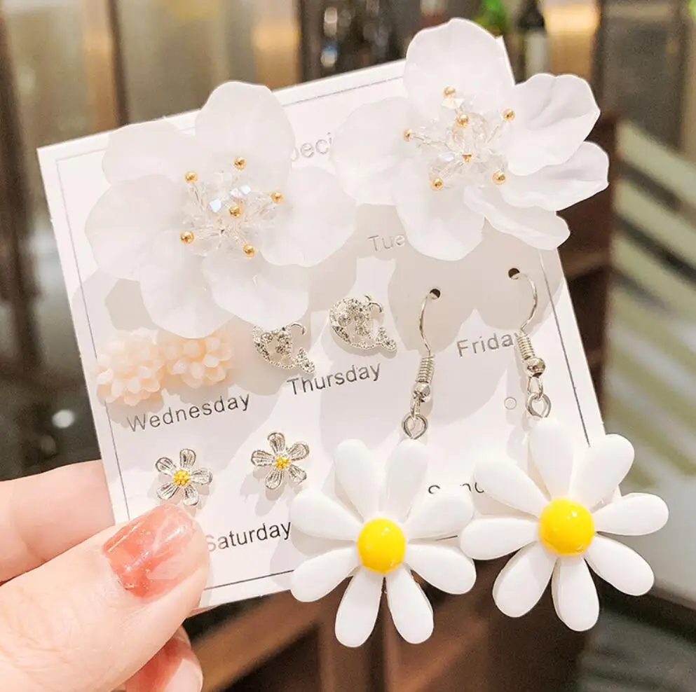 

2020 fashion gold plated pearl C hoop korean earrings set, Picture