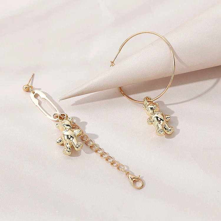 

Statement Real Gold Plated Asymmetry Bear Earrings Paper Clip Long Link Chain Tassel Bear Pendant Earring