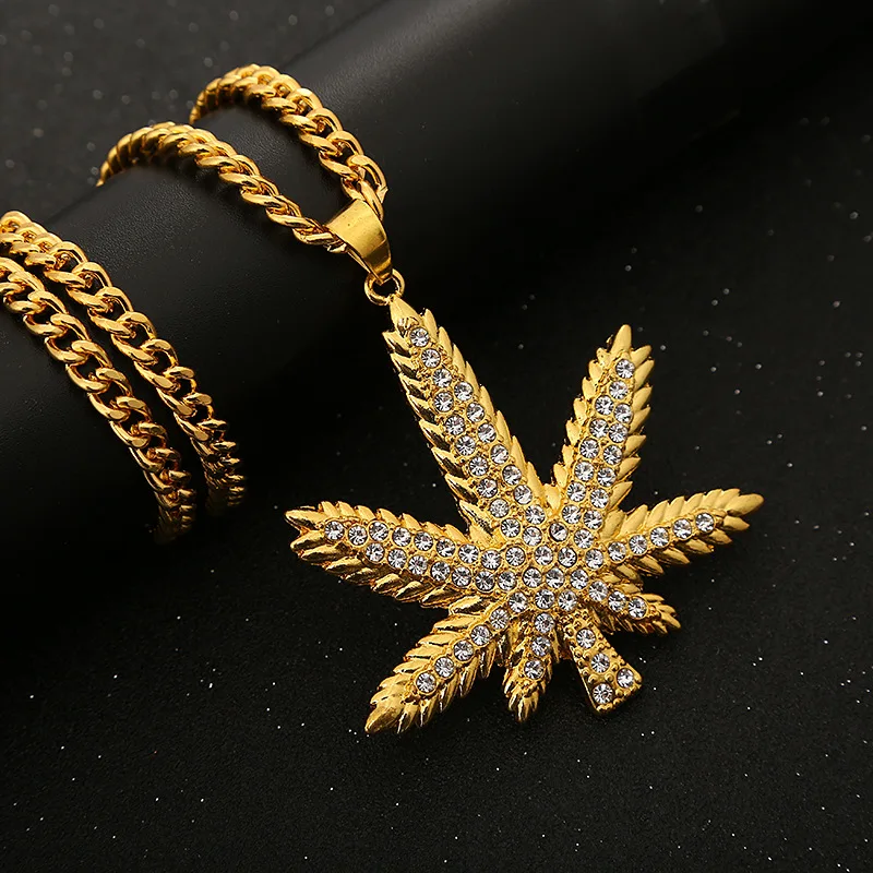 

Hip Hop Jewelry Custom Maple leaf Pendant Necklace Iced Out Gold Plated Pendant Necklace, As pic