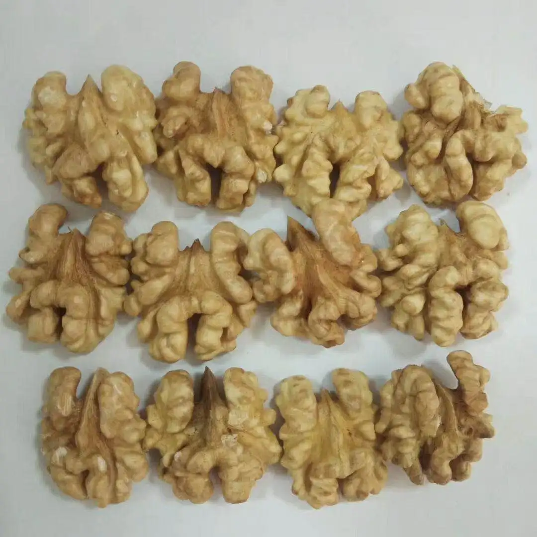 185 EXTRA Light Half Walnut Kernel 2021 Crop Walnut Kernels