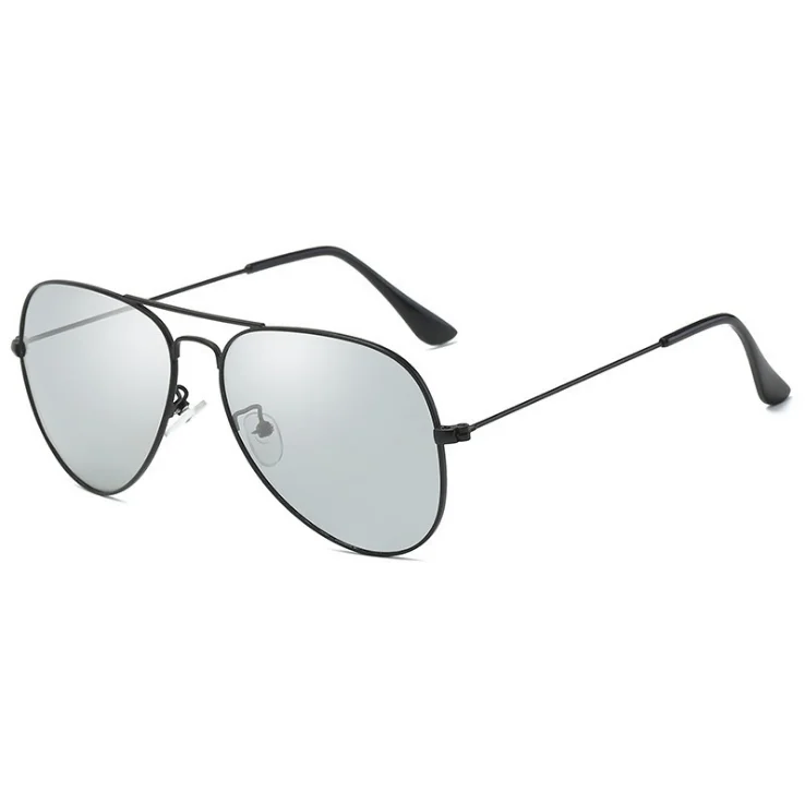 

2020 New Arrivals Classic Sunglasses Photochromic lenses Polarized Unisex Driving Oversized Sun glasses