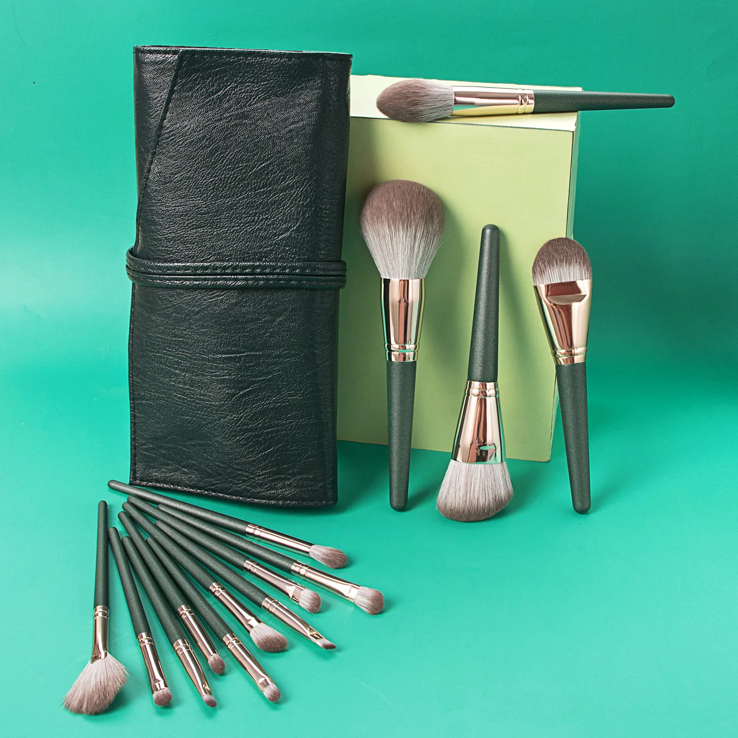 

14PCS Professional Luxury Own Logo New Green Private Label makeup cosmetic brush