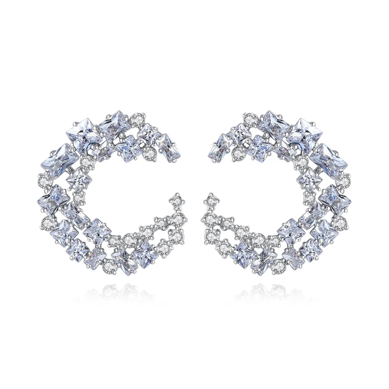 

LUOTEEMI Shiny A AA Cubic Zircon Moon Shape Earring for Woman Girl Fashionable Girl Party Jewelry Design