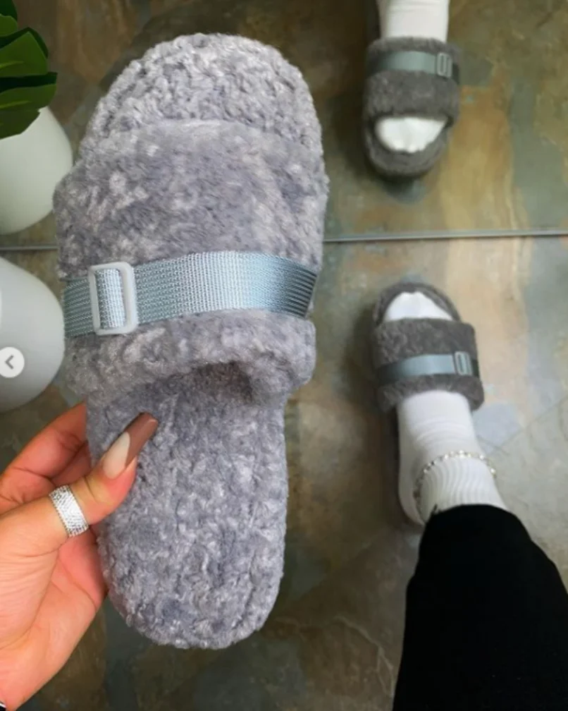 

Fashion Warm Faux Fur Pink Fluffy Winter Plush Fuzzy Indoor Home Slippers for Women, Black, pink, grey,green