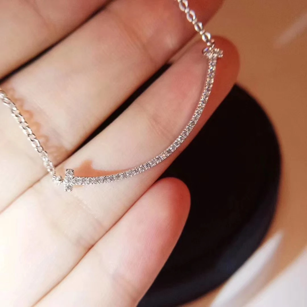 

Aimgal MINI smile with diamond necklace 925 sterling silver gold plated with diamond smile pendant necklace