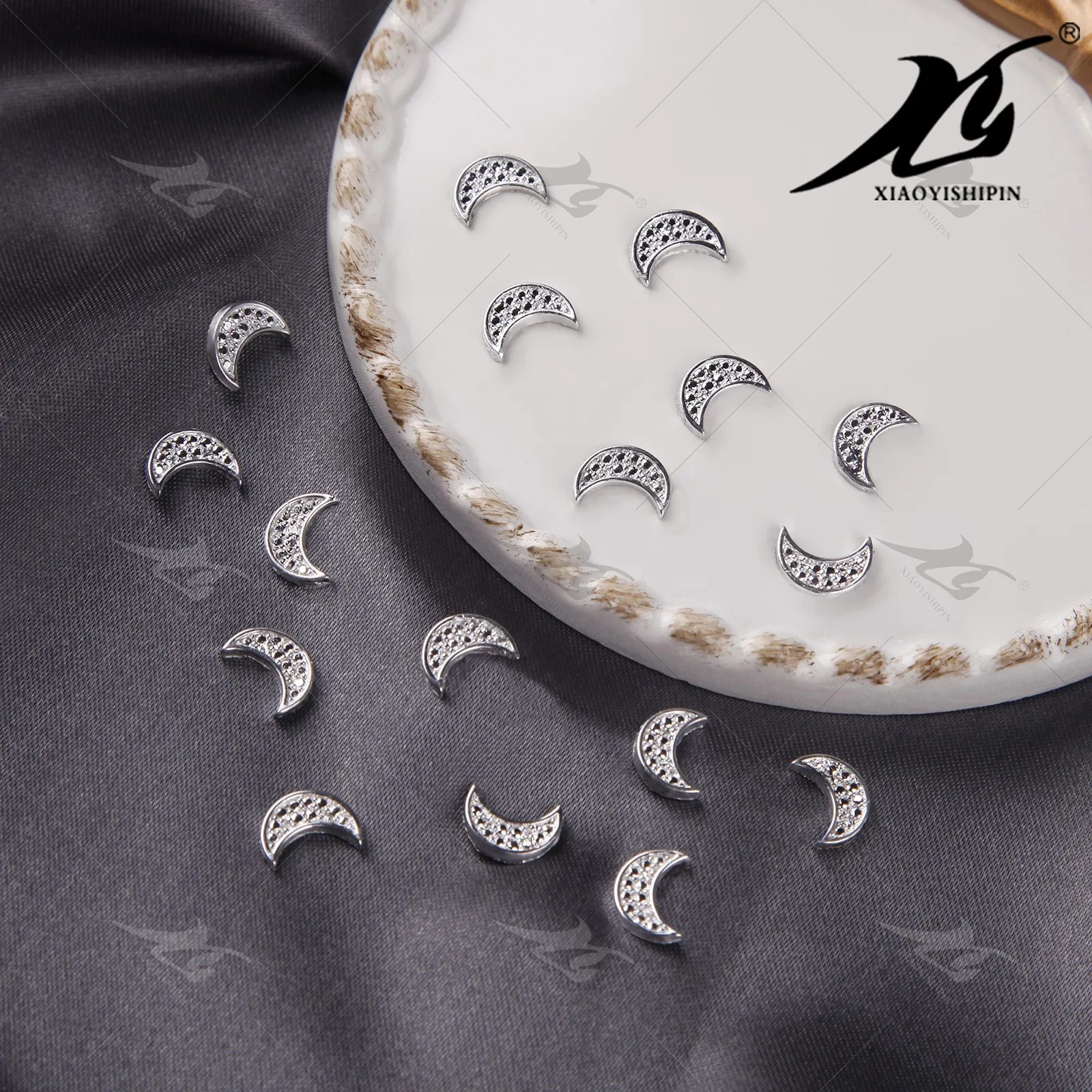 

Wholesale New 3D Crystal Nail Art Designs Rhinestone Jewelry Decorate Moon Nail Charms Accessories Rhinestone