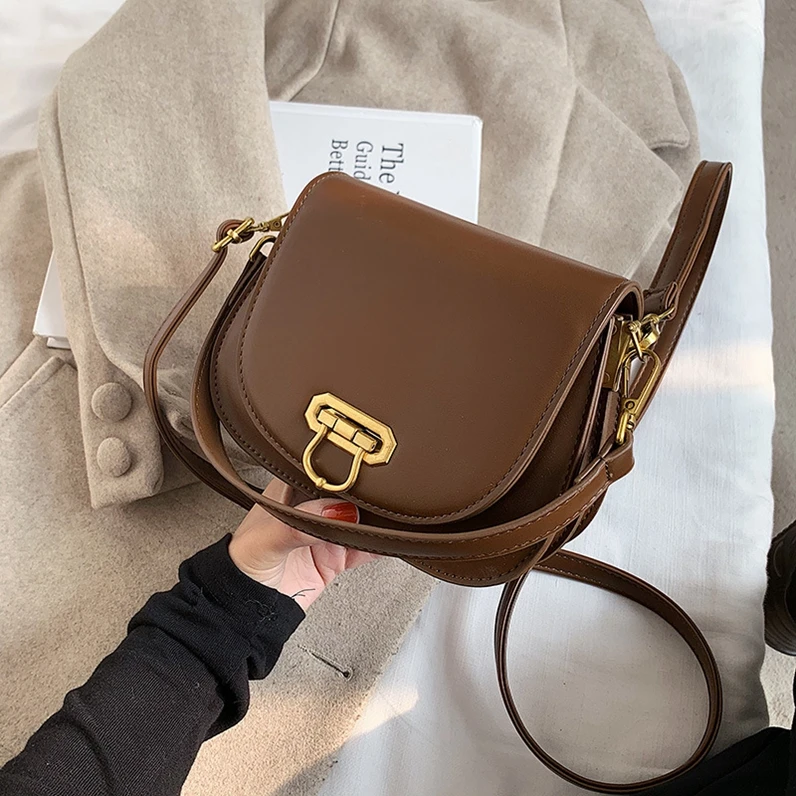 

XP1323 2020 new retro fashion women's temperament custom messenger bag