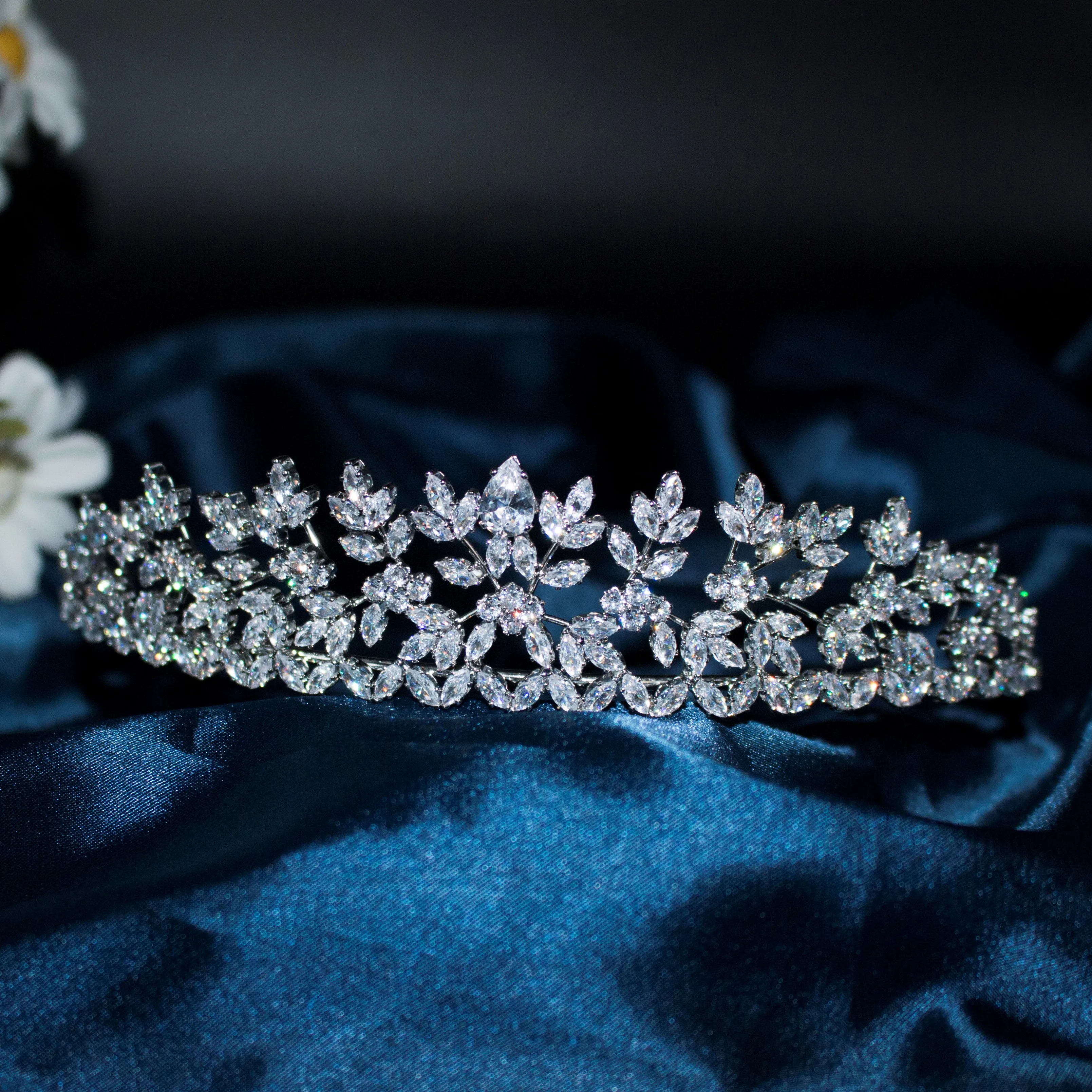 

GS0168 New Popular CZ Zircon Shinning wedding Prom headpiece Bridal Tiara, Sliver