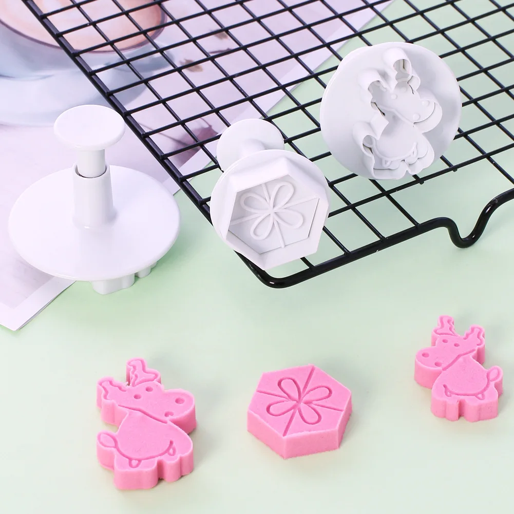 

Baking Tools 3PC Fan Deer Spring Biscuit Molding Mold Fondant Cake Mold Biscuit Printing and Cutting Mold Making Crafts Baking