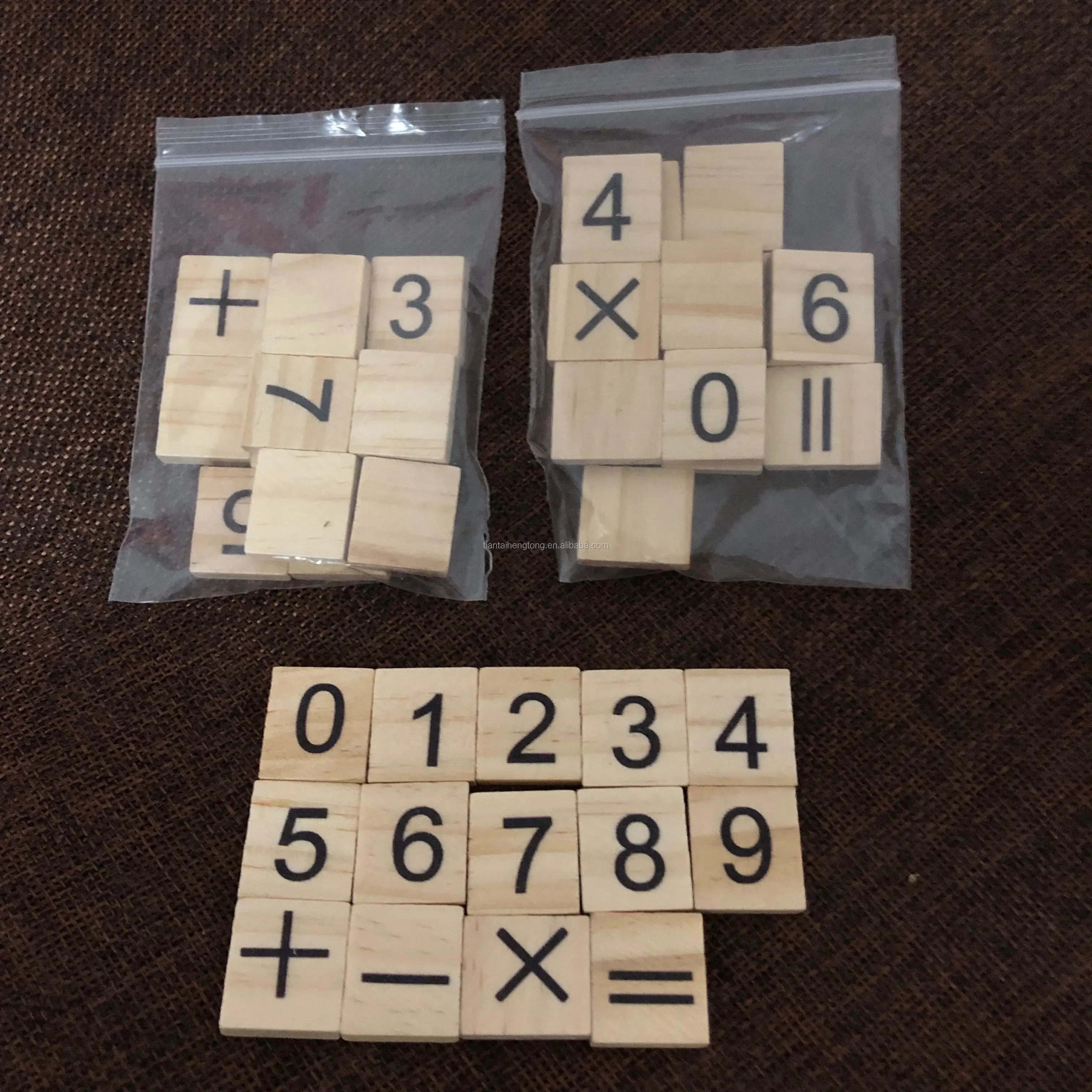 
OEM wooden square with 0-9 and the math symbols pine wood child toy educational block tile wood Numbers 