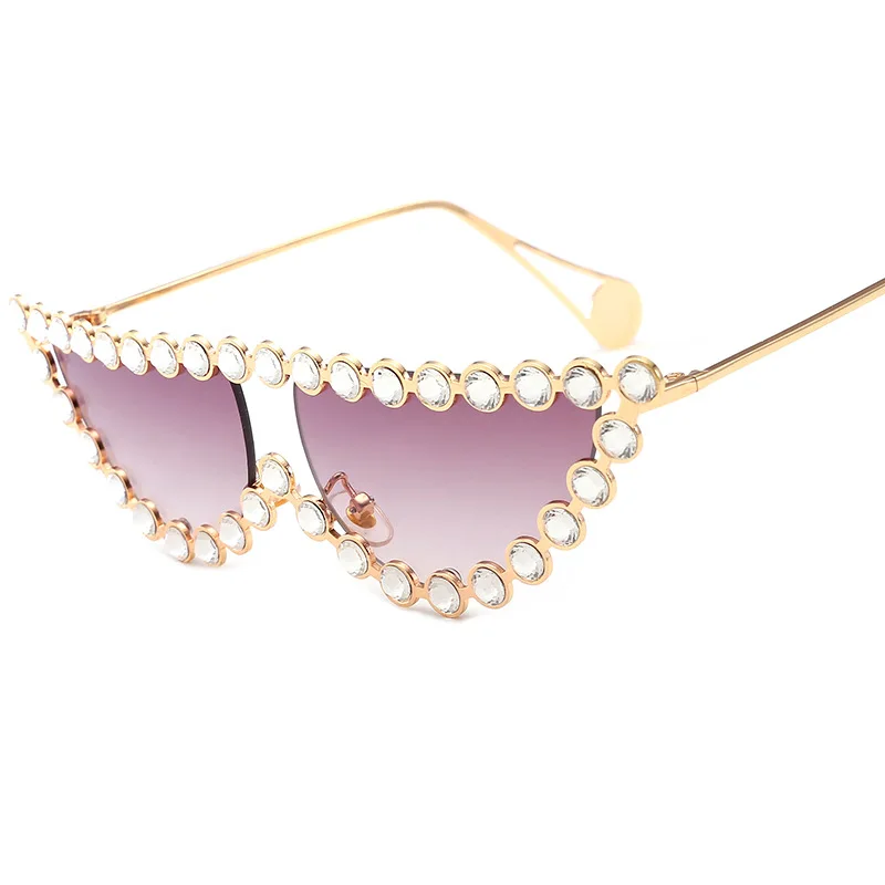 

Luxury Diamond Sunglasses Women Rhinestone Frame Cat Eye Sun Glasses Sunglasses 2021