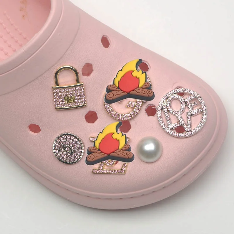 

New Design Spring Shoe Charms for clog Sea Animals Standing 3D Croc Charms JIBZ Creative Shoes Accessories Kids Christmas Gifts, Customized