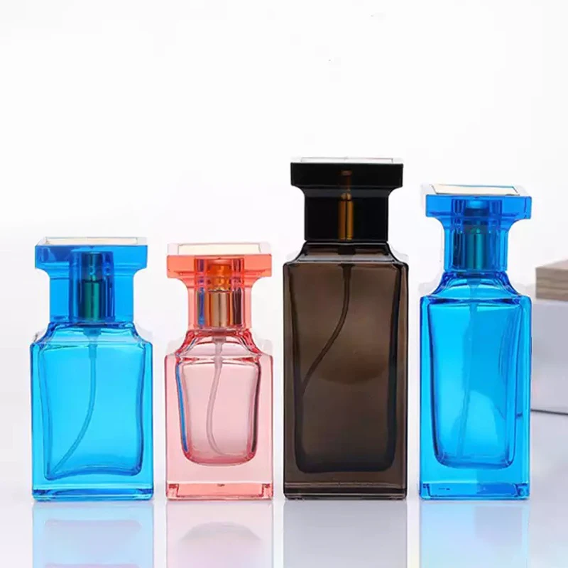 

New Pattern Empty 30 Ml 50ML Cologne Bottle Packaging Square Transparent Glass Perfumes Spray Bottle